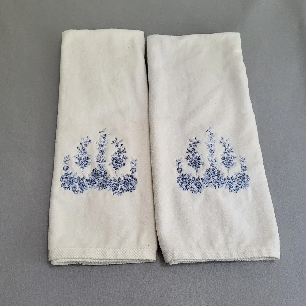 VTG Pair Laura Ashley Embroidered Blue Floral Bath Towel Made In USA Set Of 2